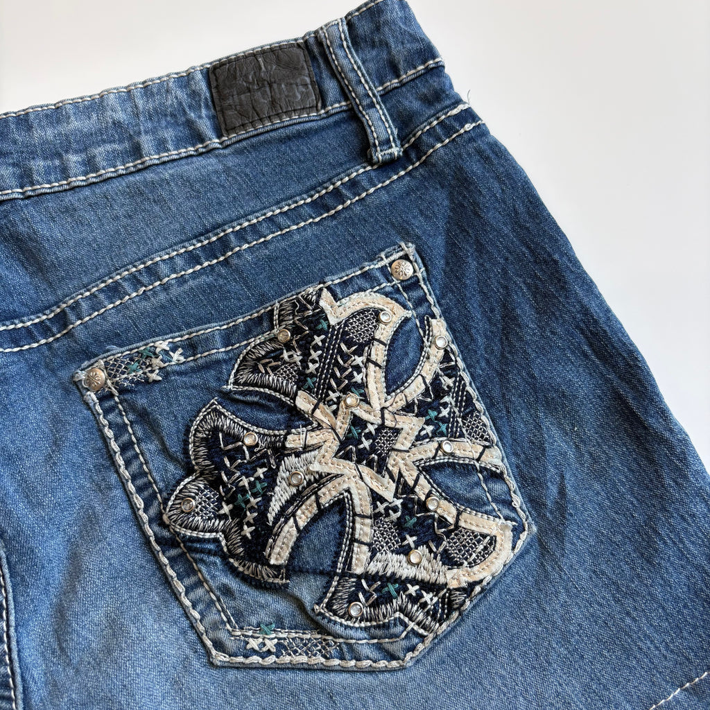 Vintage Y2K Low-Waisted Embellished Pocket Denim Mini Skirt - Size M/L