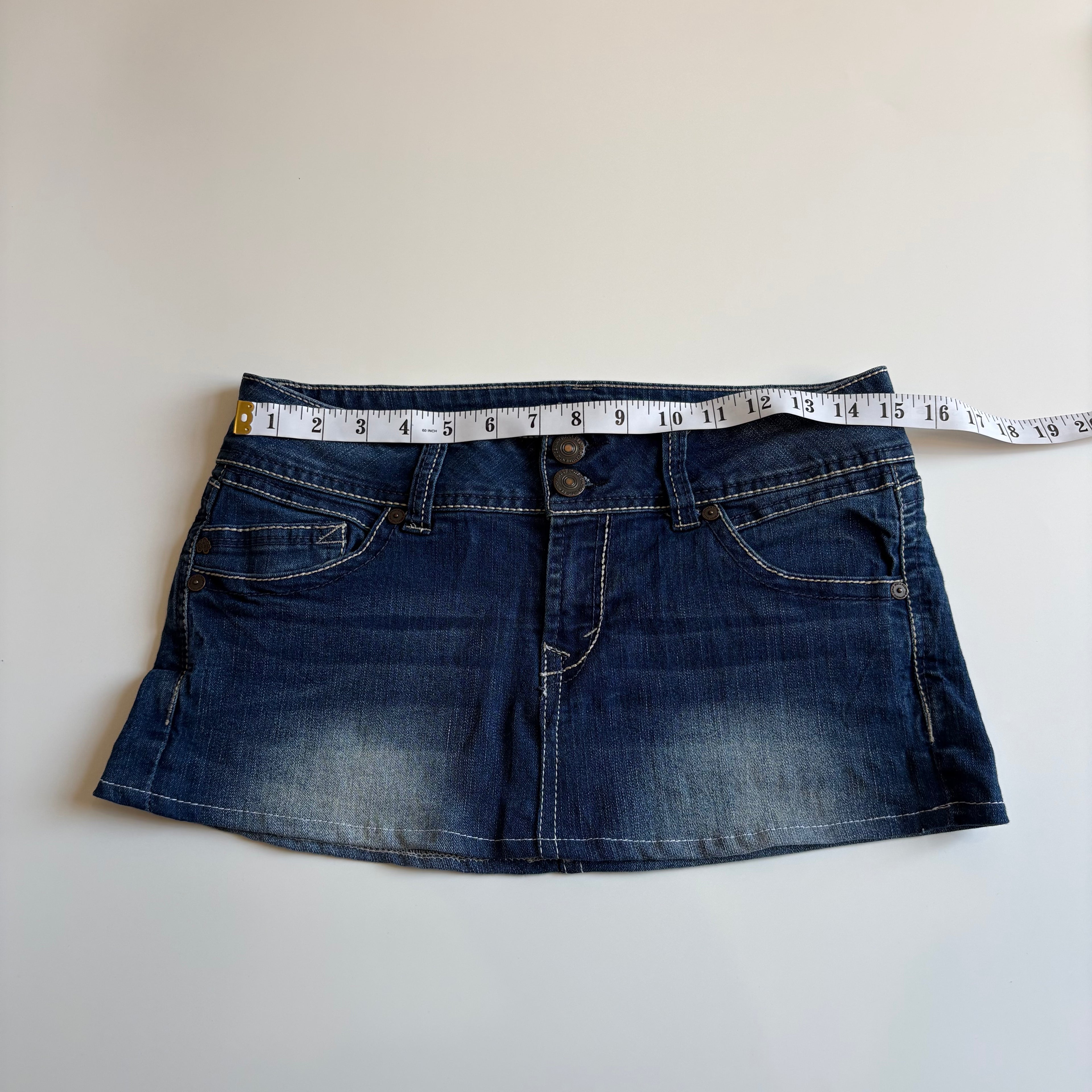 Vintage Y2K Low-Waisted Double Button Denim Mini Skirt - Size S