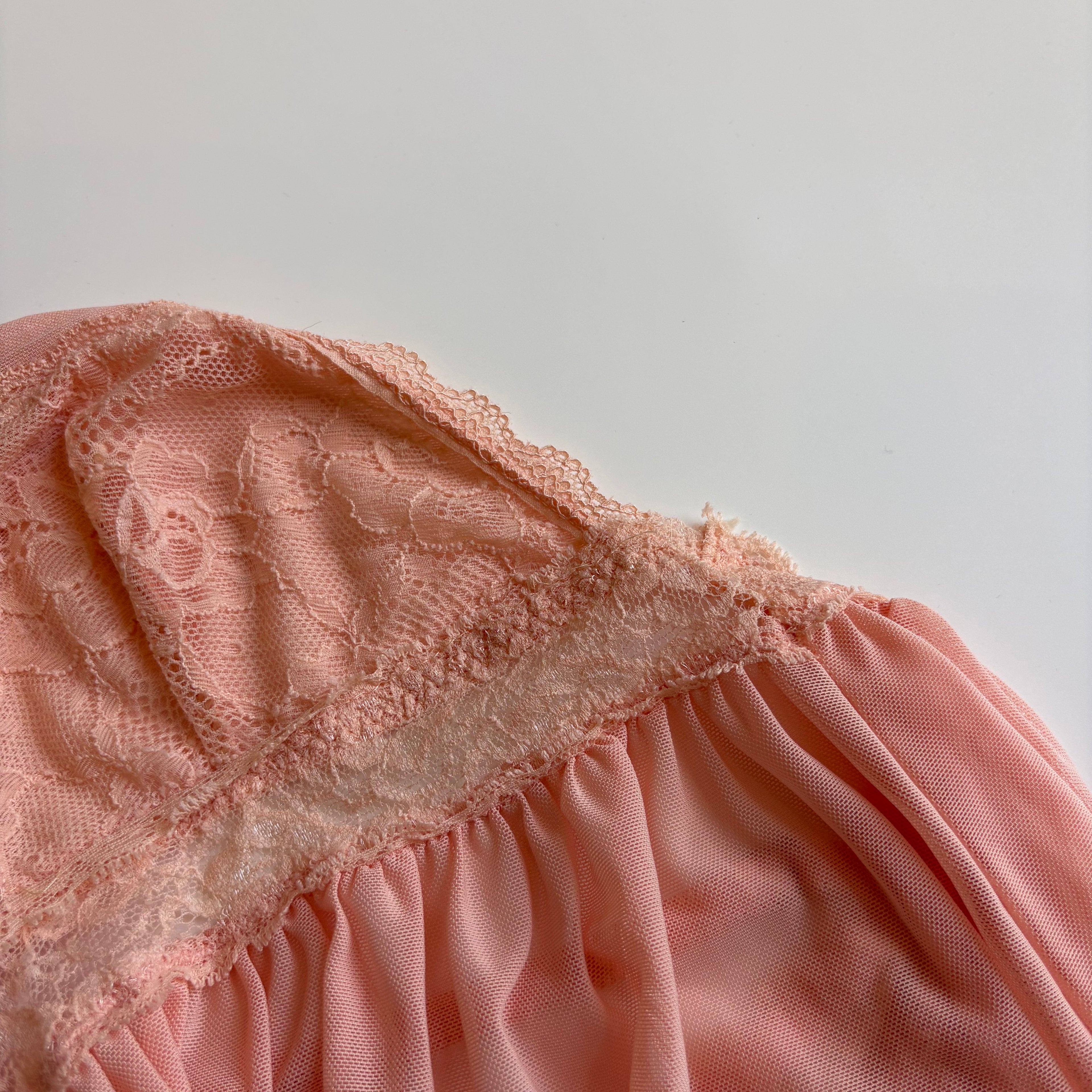 Vintage Y2K Coral Lace Trim Babydoll Cami Top - Size S