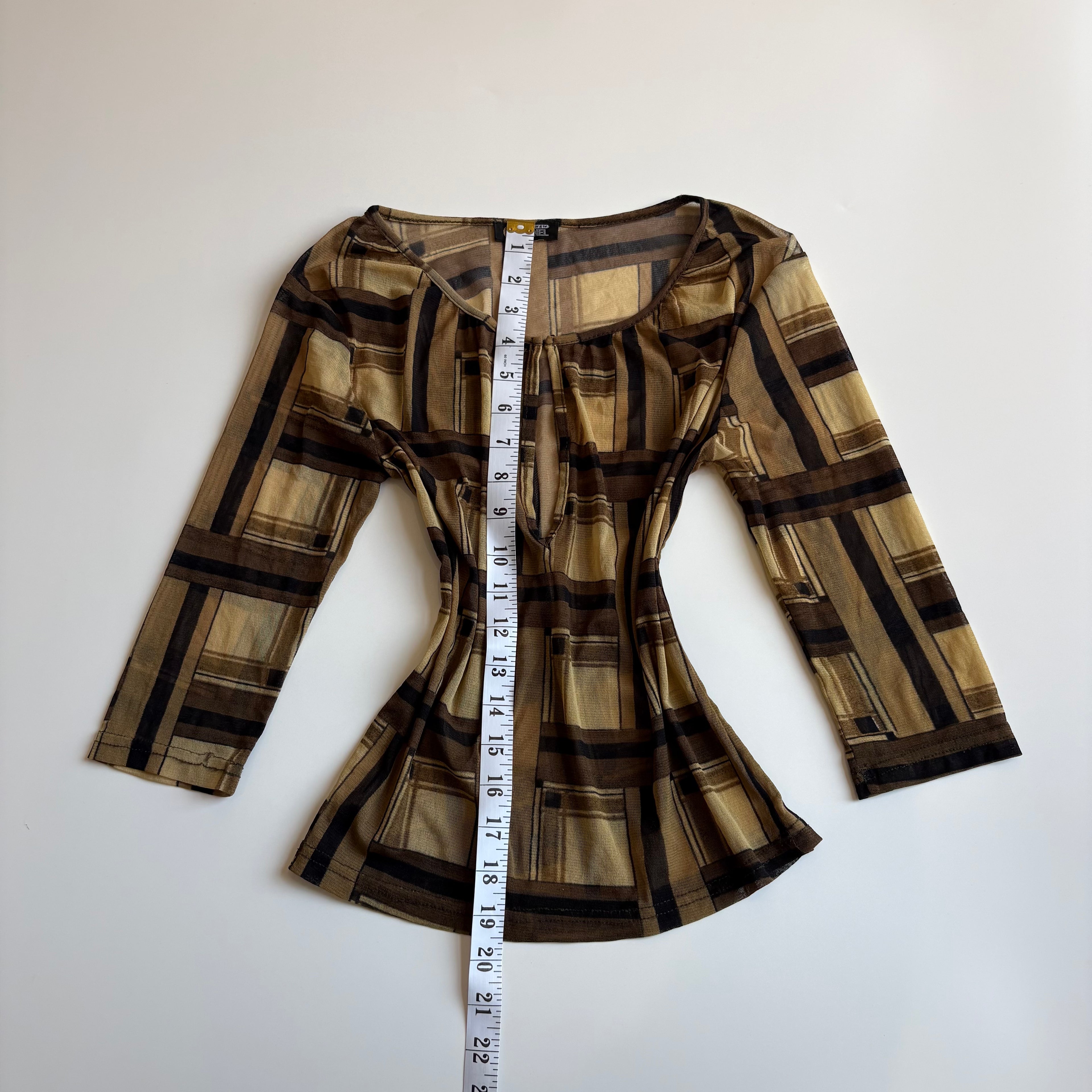 Vintage Y2K Geometric Mesh 3/4 Sleeve Top - Size M