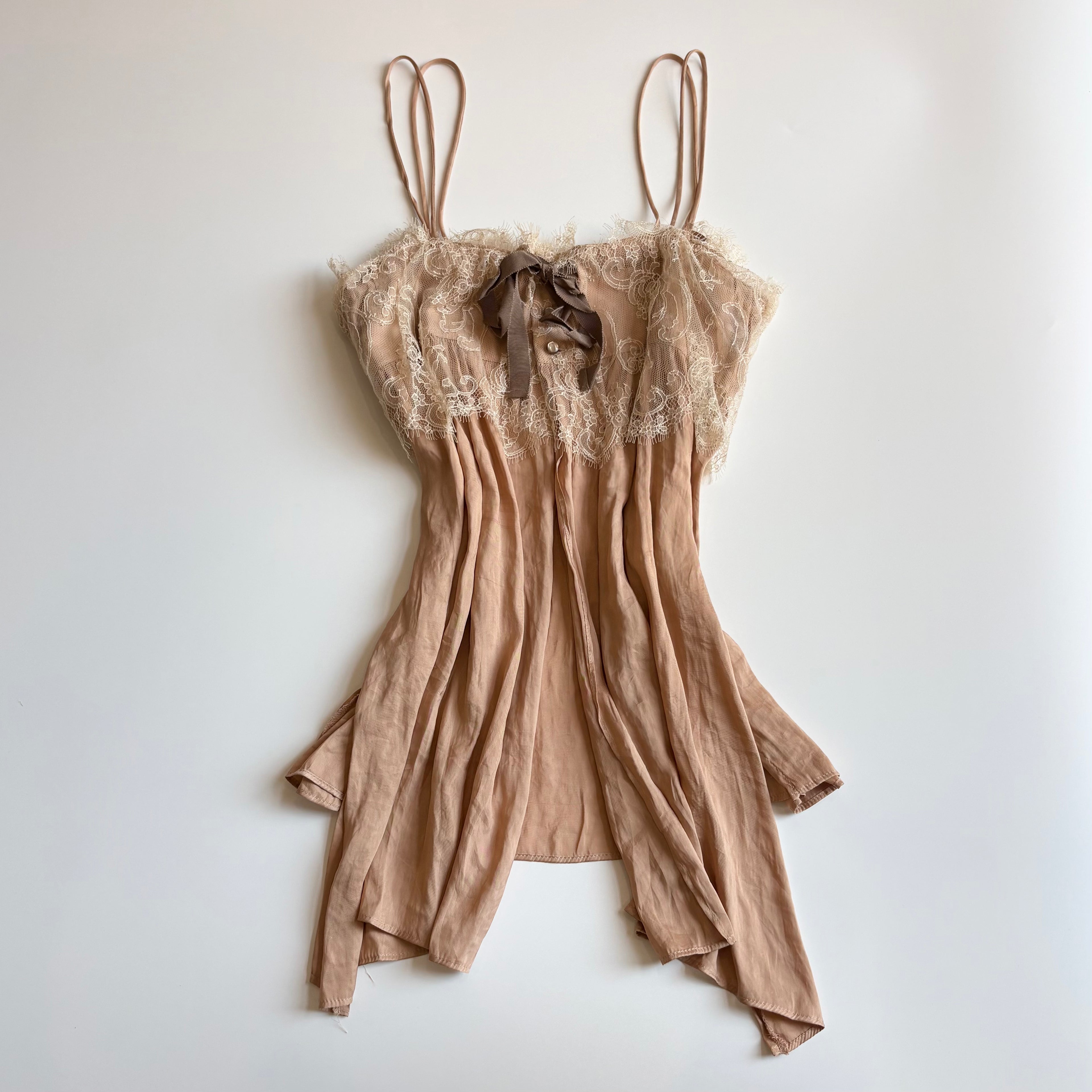 Vintage Y2K Lace Trim Handkerchief Cami - Size S/M