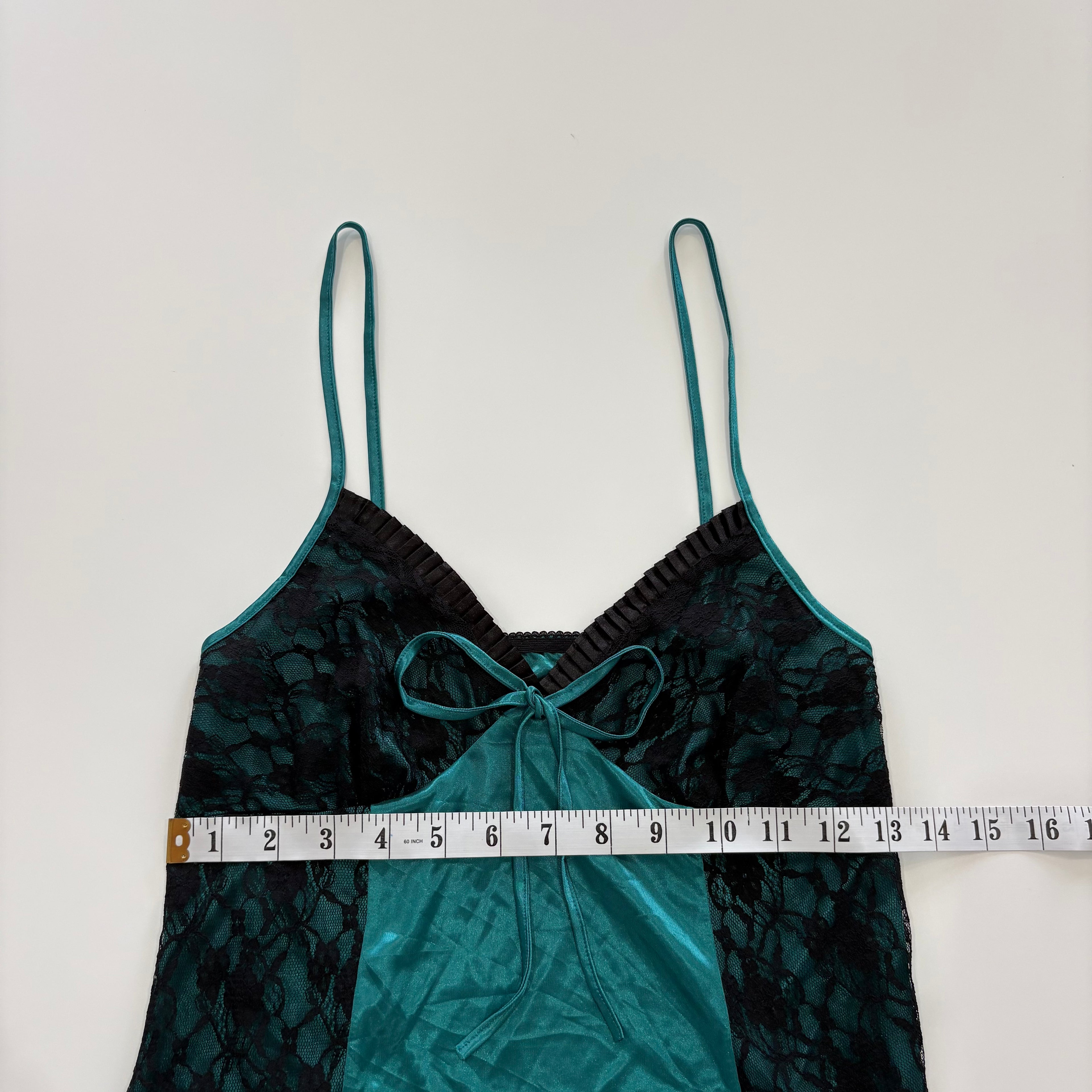 Vintage Y2K Emerald Satin Lace Bow Cami - Size S