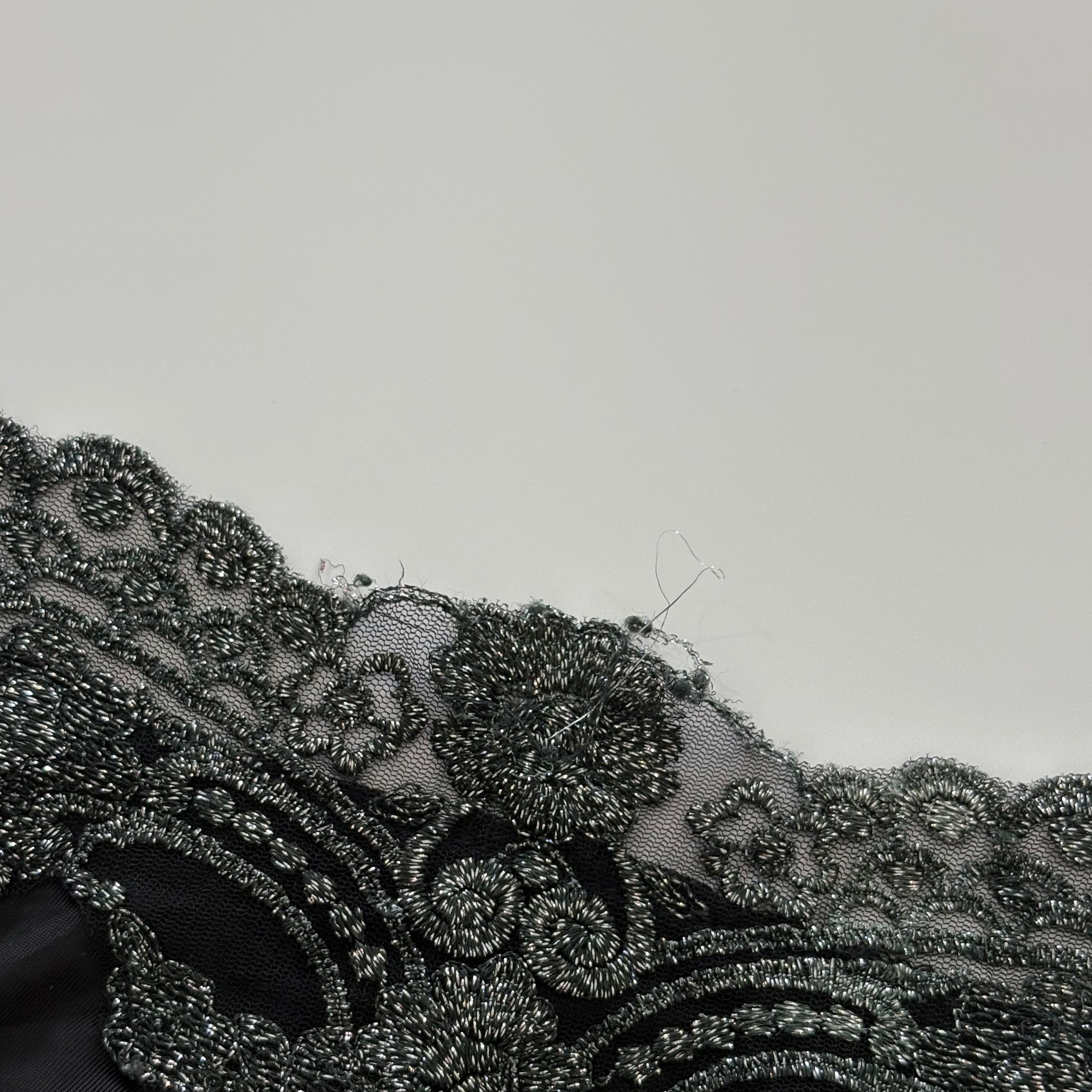 Vintage Y2K Black Glitter Embroidered Cami - Size S