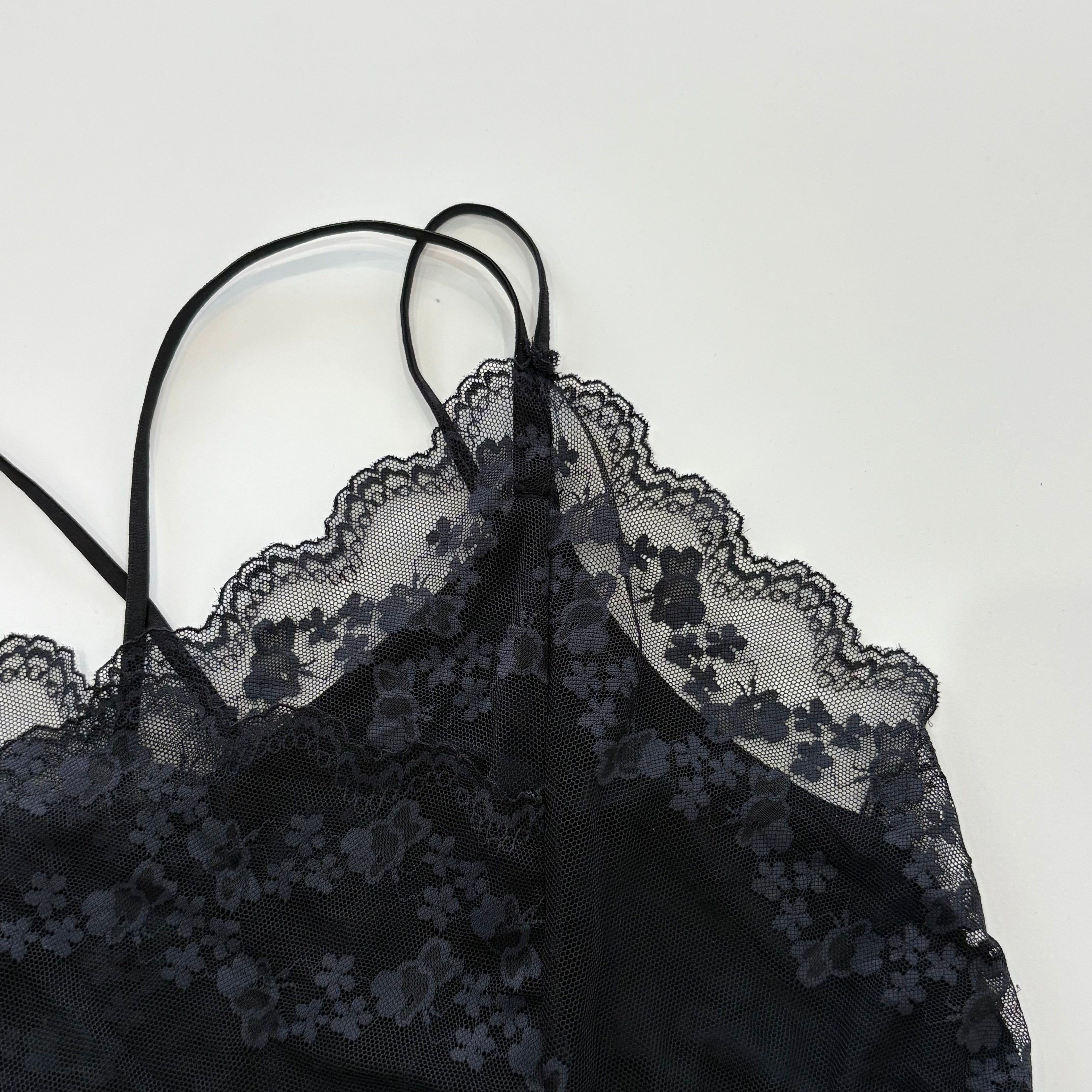 Vintage Y2K Black Sheer Floral Lace Cami Top - Size S/M