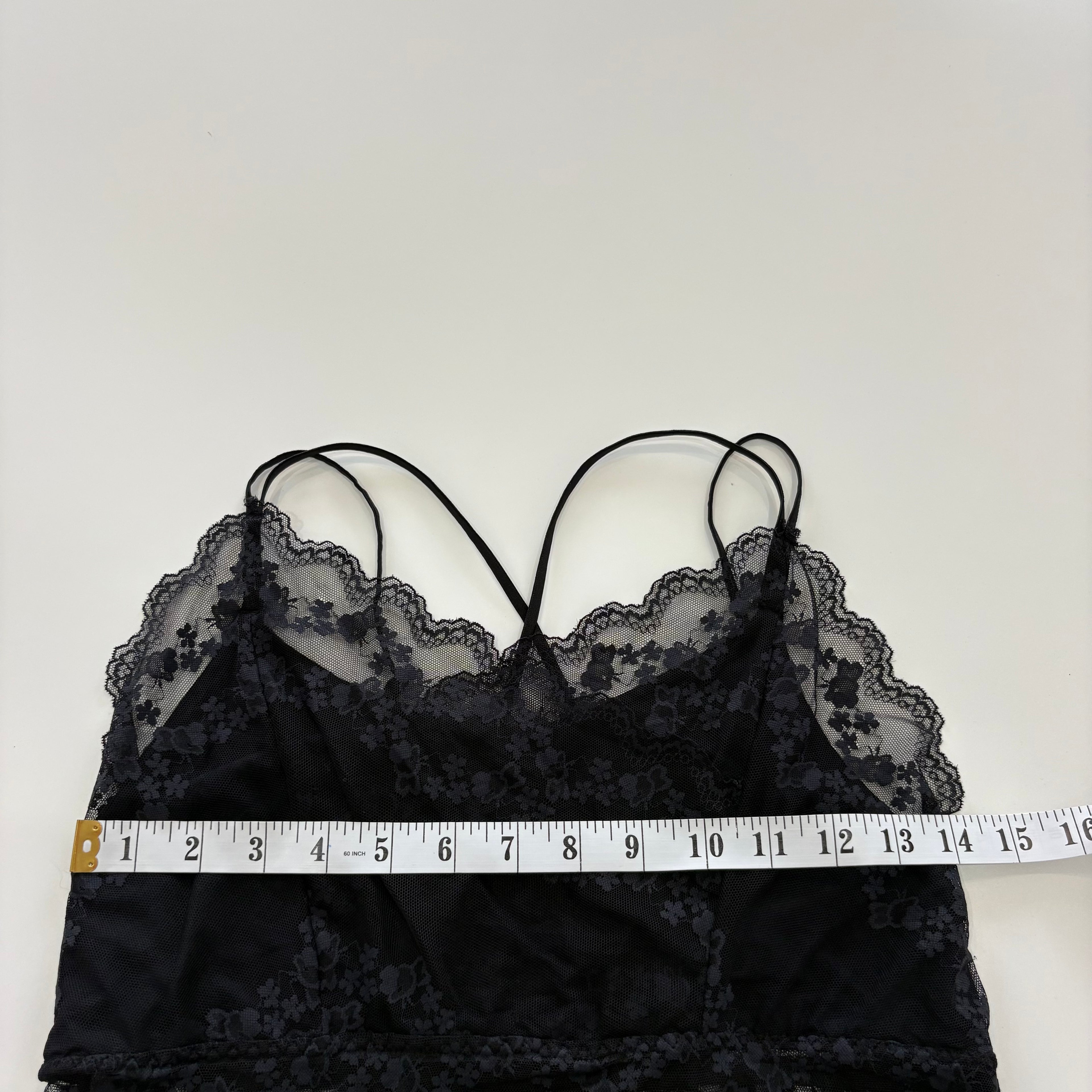 Vintage Y2K Black Sheer Floral Lace Cami Top - Size S/M