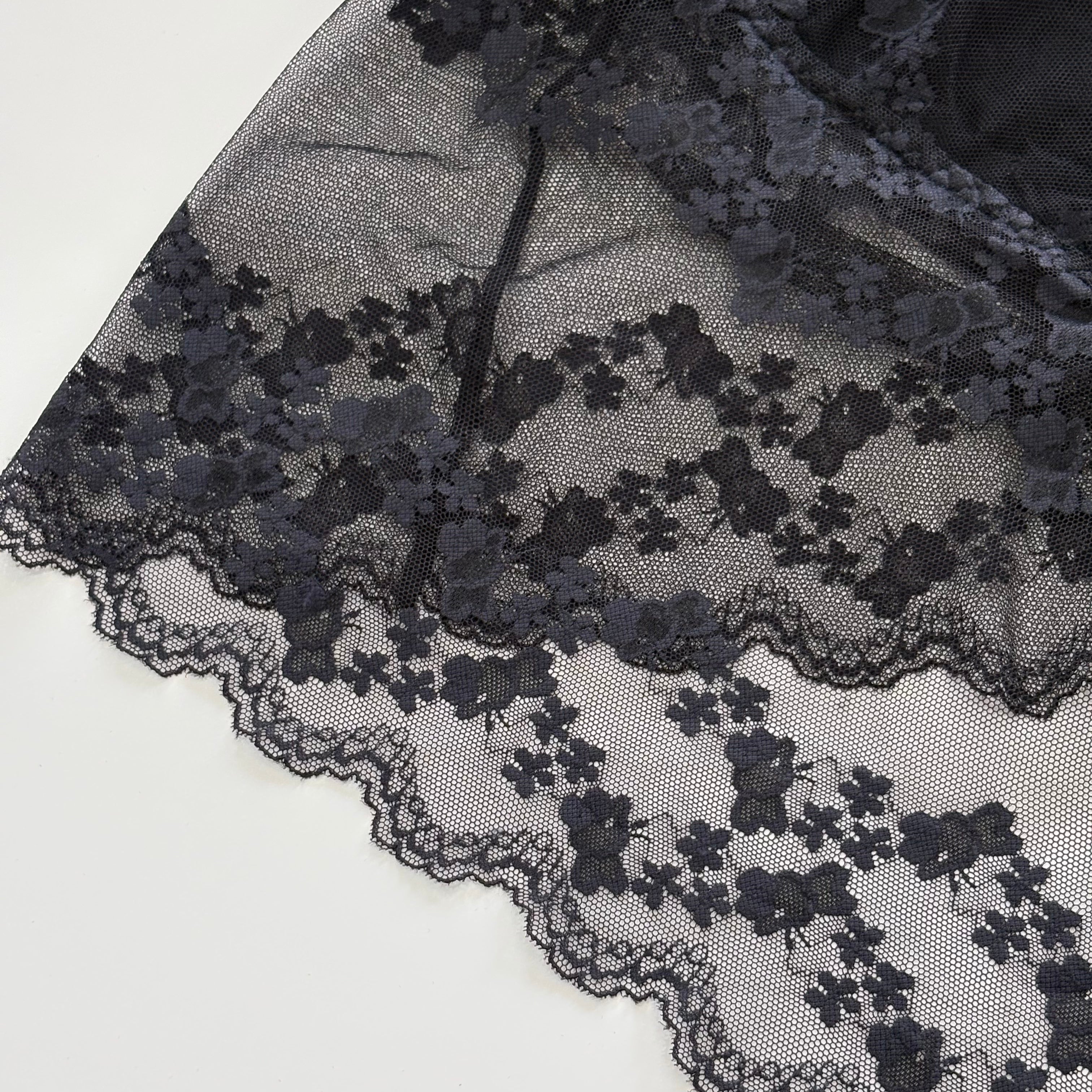 Vintage Y2K Black Sheer Floral Lace Cami Top - Size S/M