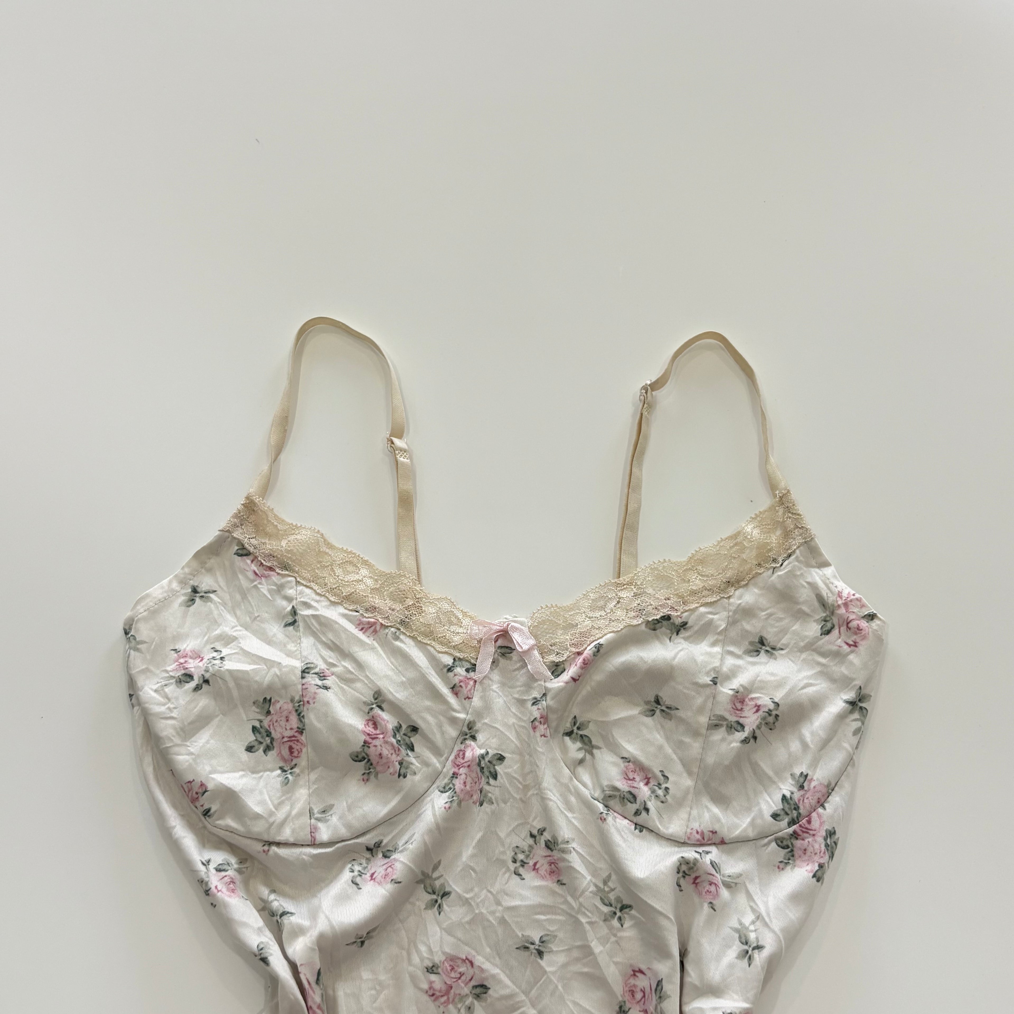 Vintage Y2K White Rose Print Cami Top - Size XS/S
