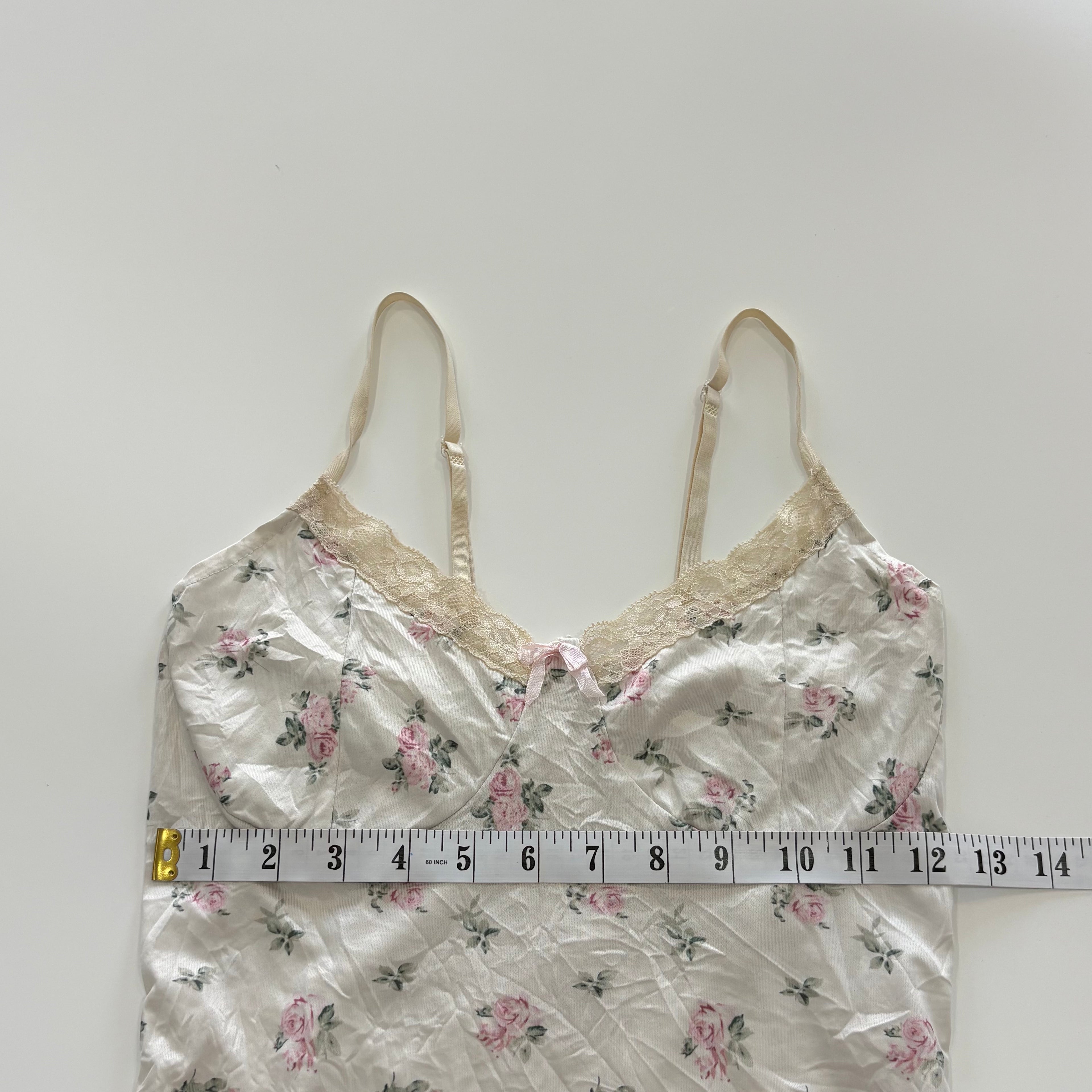 Vintage Y2K White Rose Print Cami Top - Size XS/S